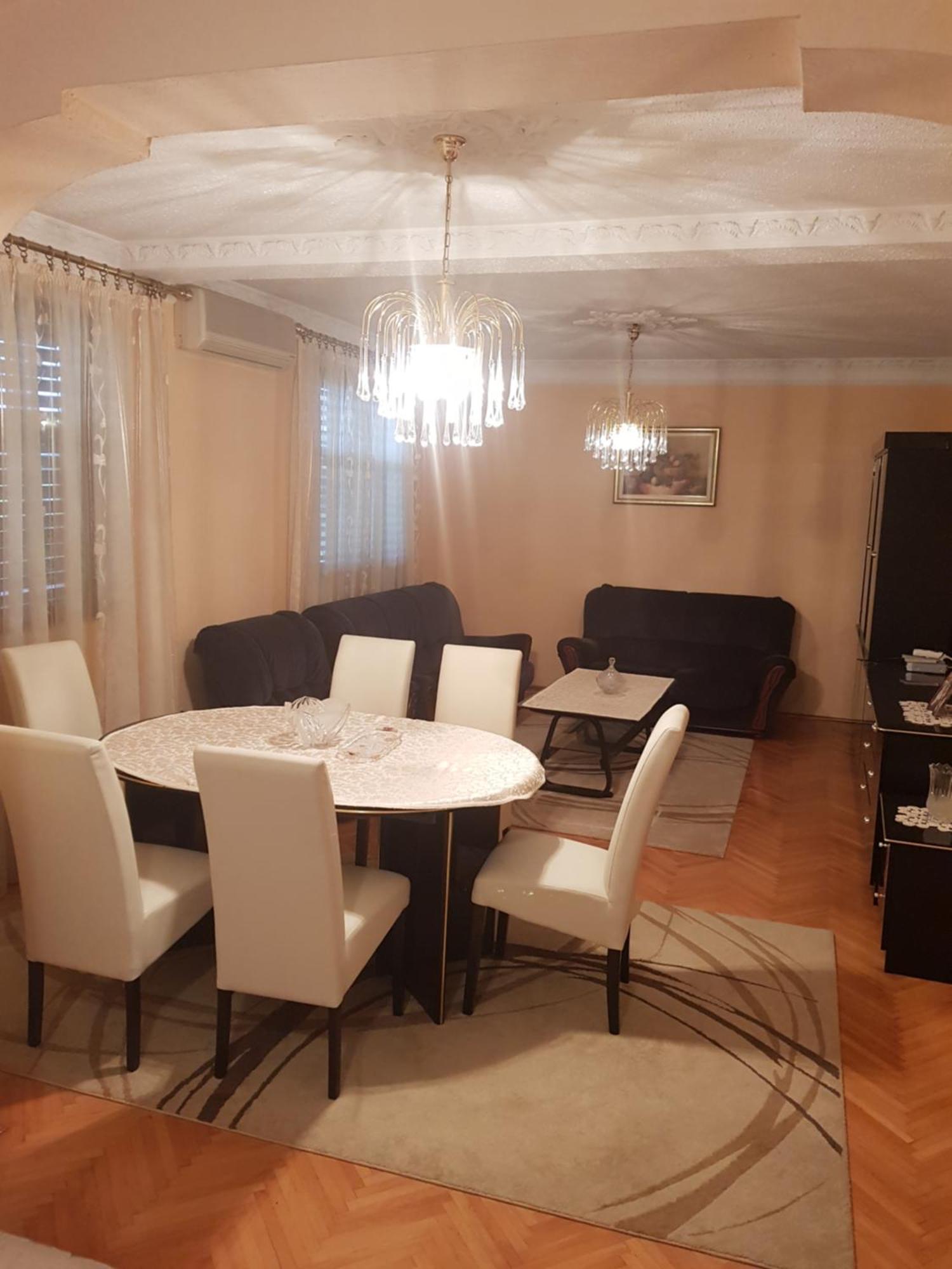 באר Holiday Home Celuga מראה חיצוני תמונה